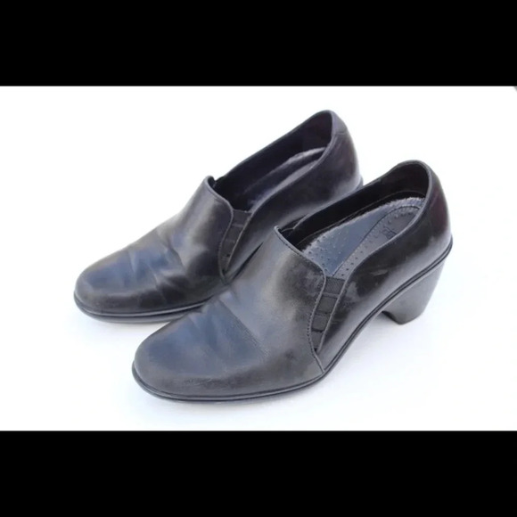 Dansko shoes - Picture 2 of 8